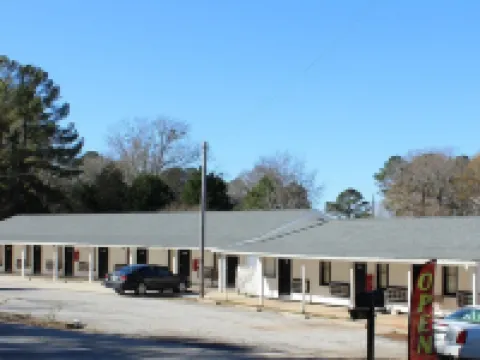 Bar-Mel Inn Hotels in McCormick County