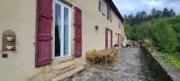 Les Copains à Bord - Gîtes Hotels in Saint-Julien-dArpaon