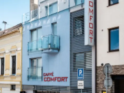 Hotel Comfort with Free Wellness and Fitness Centrum Hotéis em Nitra