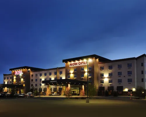 Chateau Nova Yellowhead Hotels near Glenora