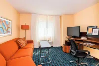 Fairfield Inn & Suites Holland Hotels in Holland Charter Township
