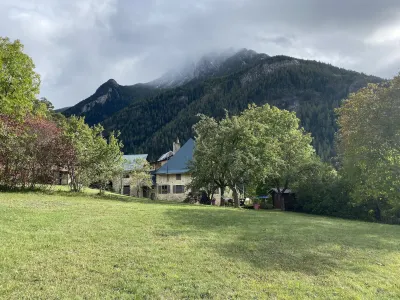 Maison D’hôtes les Méans Hotels in Barcelonnette