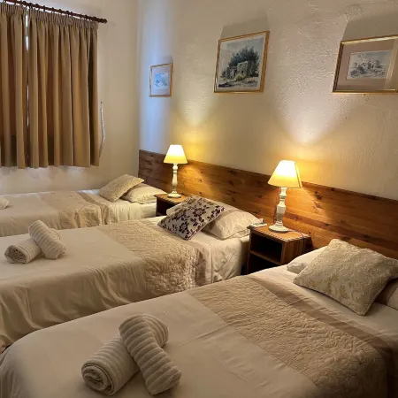 Green Grove Guest House
