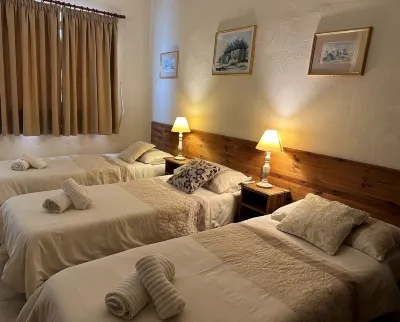 Green Grove Guest House 스위에키 호텔
