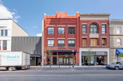 Luxe 220 Hotels near SandiCastles