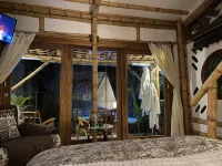 Hostería Colibri Aeropuerto Hotels in Пуэмбо
