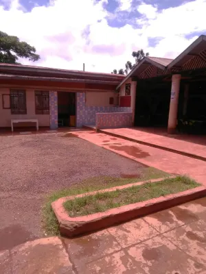 Mwisho Mwisho Tourist Hotel - Frühstück