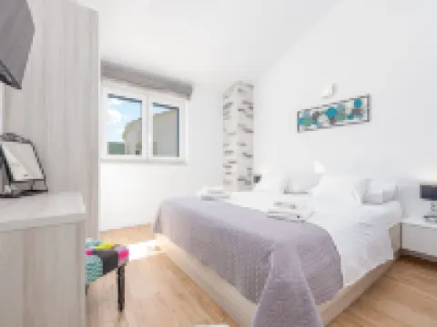 Villa Ivo ZadarVillas Hotels in Vinjerac