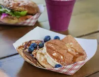 Hidden Pond Resort - breakfast