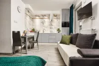 Lumina Apartment on Drewnowska Hotels near Zgniłe Błota