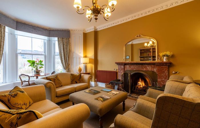 Craigroyston House & Lodge