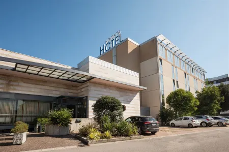 Noventa Hotel Отели в г. Сальгареда