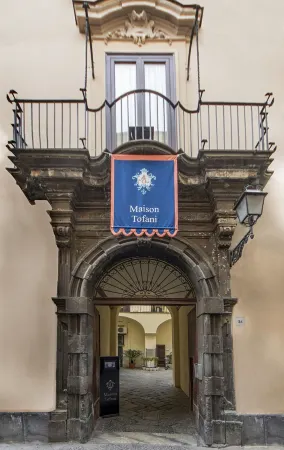 Maison Tofani Отели рядом с достопримечательностью «Bagni della Regina Giovanna»