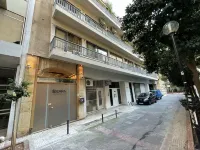 Deluxe Apartment 12Bd 6Bath Hotels in Victoria
