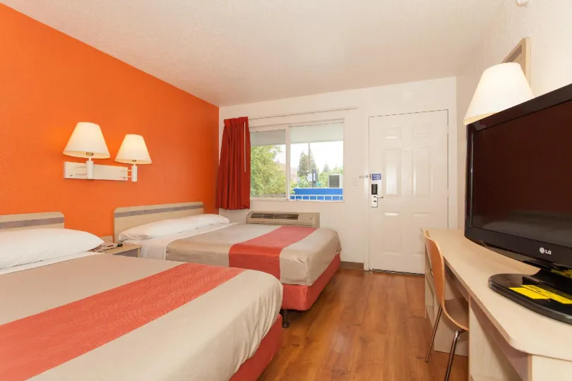 Motel 6 Sacramento, CA - Downtown
