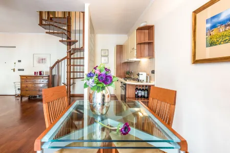 Loger Confort Residence & Apartments Отели в г. Турин