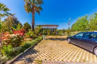 Kompleksi Aljoma Hotels in Fushe Gjonëm