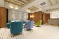H Avenue Hotel Minam