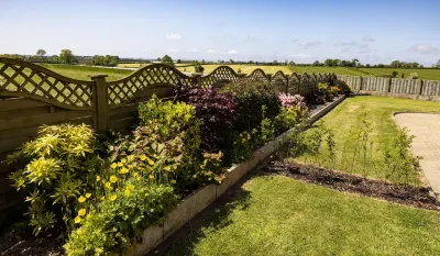 Causeway Coast Retreats Hotel in zona Joey Dunlop Memorial Garden