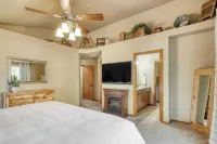 Hot Tub Air Hockey Foosball Deck Lounge Near Sunriver Mt. Bachelor Skiing