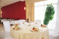Hotel Montenegro - Aamiainen