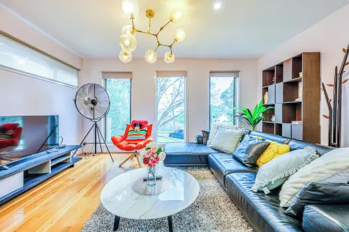 Melbourne Luxury Villa at Doncaster - parking