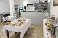 Hotel Luca - Desayuno