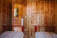 Camping Rural Ría de Arosa II Hotels near Estación de autobuses da Pobra do Caramiñal