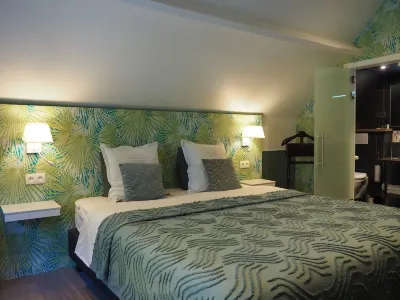 Boutique Hotel Het Bloemenhof Hotels near Ramskapelle