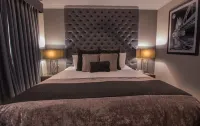 The Continental Hotel, Heathrow
