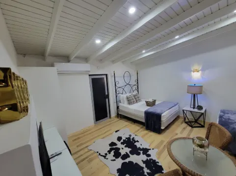 Luichy's海濱酒店