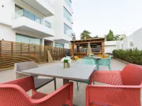 Accra Luxury Apartments at the Lul Water Hotels near Labadi