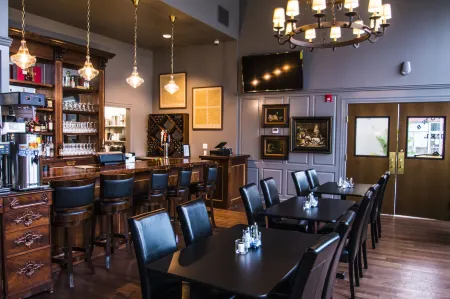 Meadows Hotel Отели в г. Мартин