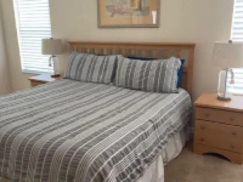 Davenport Vacation Homes by Shine FM Hotels in Davenport