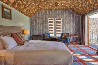 The Dairy Hotel Queenstown, A Naumi Chapter