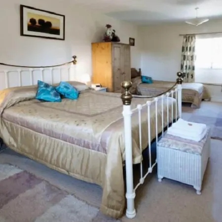 Kates Farm Bed and Breakfast