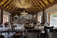 Monate Game Lodge