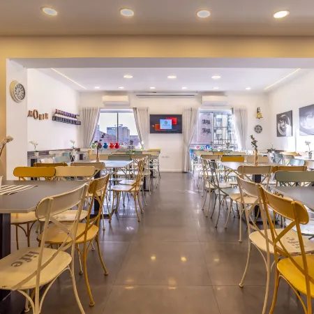 Paamonim Hotel Jerusalem