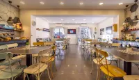 Paamonim Central Studios Hotels in 