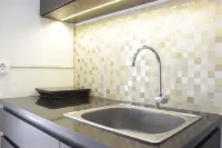 Cozy High Floor 1Br at Parahyangan Residence - 2-Star