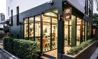 Klyde Boutique - Chatuchak