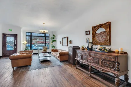 The Historic Grand Canyon Hotel Отели в г. Уильямс