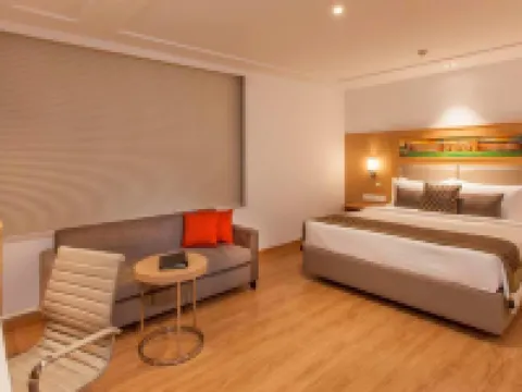 Lemon Tree Hotel Lucknow Hotels in Lucknow