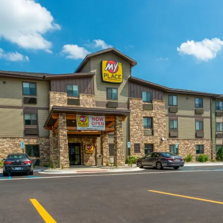 My Place Hotel-Wixom/Novi/Detroit, MI