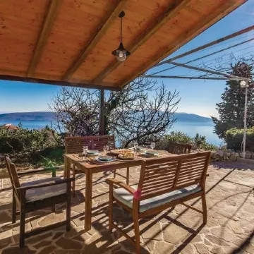 Holiday Home Sea View