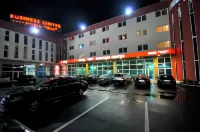 Hotel BM International - Parkplatz