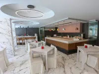 Petra Hotel Hotels in Lampi