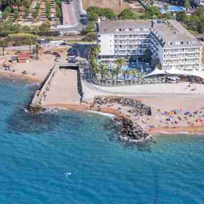 Caprici Beach Hotel & Spa Hotel Exterior