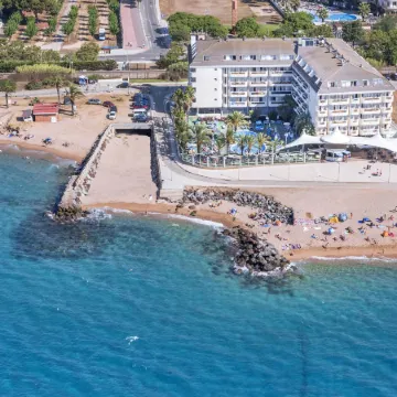 Caprici Beach Hotel & Spa