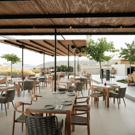 Nos Hotel & Villas